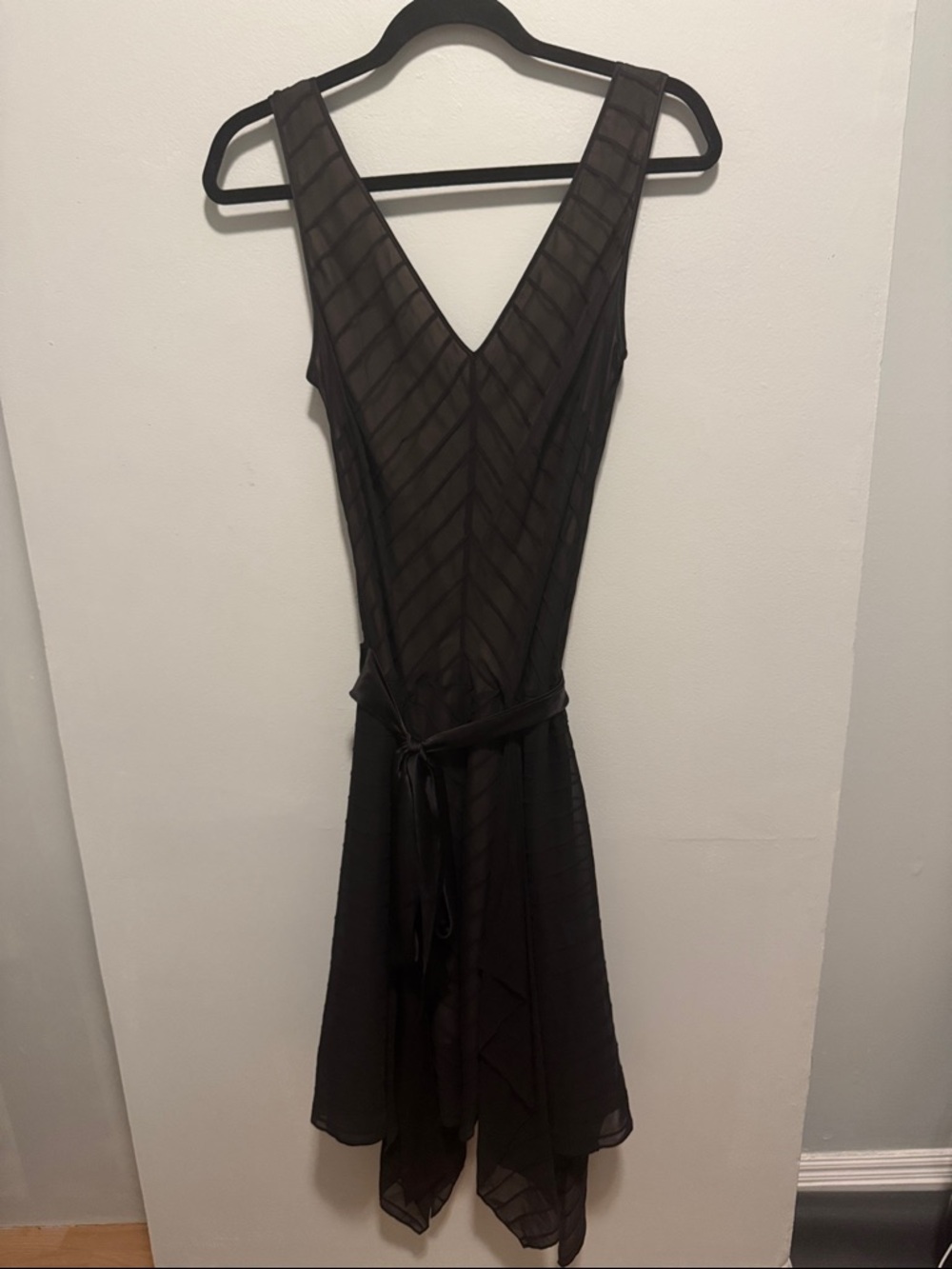 BCBGMaxAzria Black Sleeveless V-Neck Asymmetrical Hem Dress